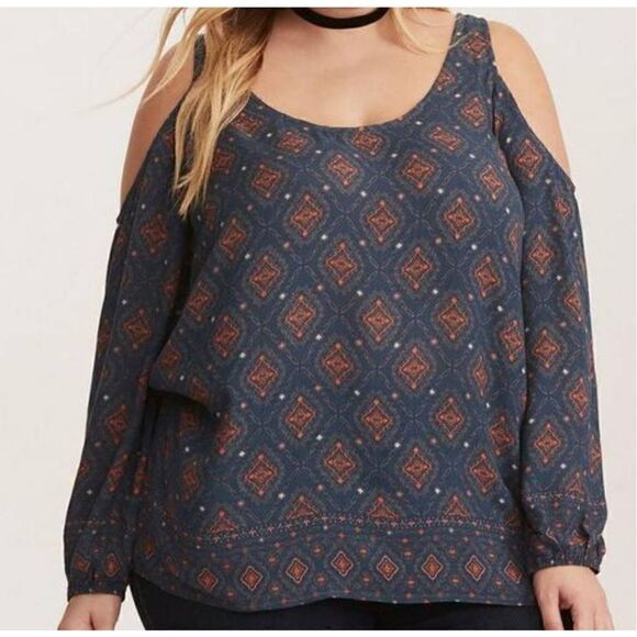 Torrid Geo Print Gauze Cold Shoulder Blouse Size 3 - Picture 2 of 7
